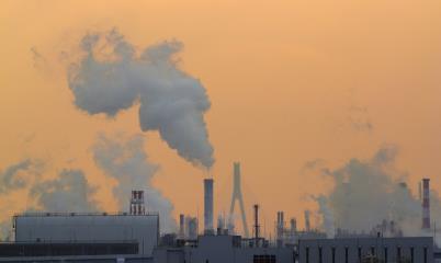 Μειώθηκαν κατά 5,4% οι εκπομπές αερίων θ