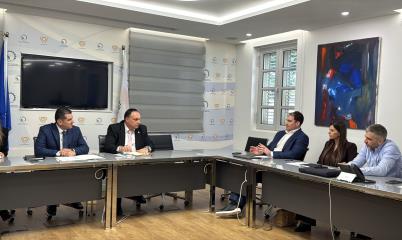 Η συζήτηση για ενέργεια να βασίζεται σε 