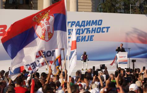 Ο Βούτσιτς ανήγγειλε την παραίτησή του σ