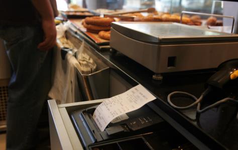 Μηνιαία αύξηση 0,8% στον πληθωρισμό της 