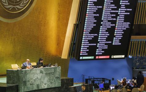 Η ΓΣ ΟΗΕ ενέκρινε ψήφισμα για πλήρη έντα