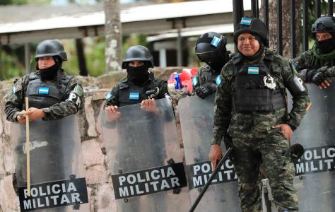 Τουλάχιστον οκτώ τραυματίες σε διάλυση δ