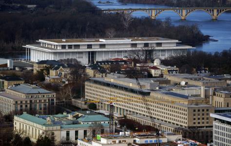 Κλείνει για ανακαίνιση το Κέντρο Παραστα