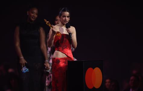 Στοιχεία από θέατρο και όπερα φέρνει στη