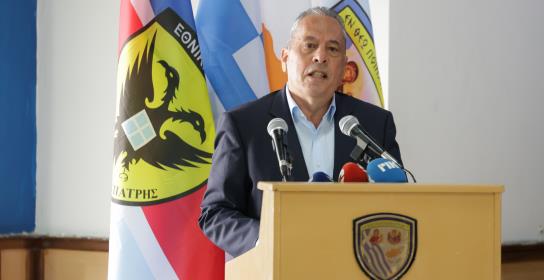 Στη μεγαλύτερη έκθεση στρατιωτικού εξοπλ