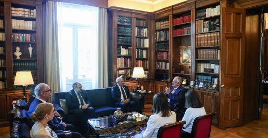 To Κυπριακό παραμένει κορυφαία προτεραιό