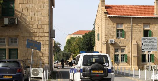 Ποινές φυλάκισης με αναστολή σε δύο λειτ