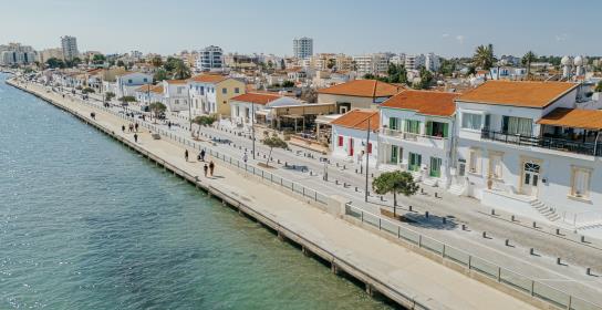 Την ψήφιση του προϋπολογισμού της χαιρετ