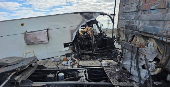 Πυρκαγιά σε όχημα σε δημοτικό χώρο στάθμ