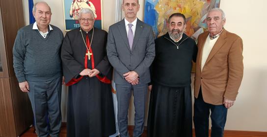 Με τον Αρχιεπίσκοπο Μαρωνιτών συναντήθηκ