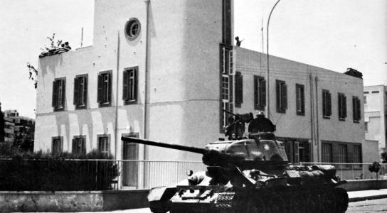Κυκλοφόρησε βιβλίο Κ. Βενιζέλου - Μ. Ιγν