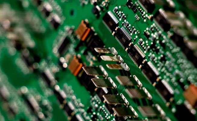 Η γερμανική Infineon θα επενδύσει €1,1 δ