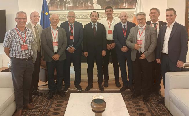 Το Κέντρο Αριστείας ΕΡΑΤΟΣΘΕΝΗΣ χαιρετίζ