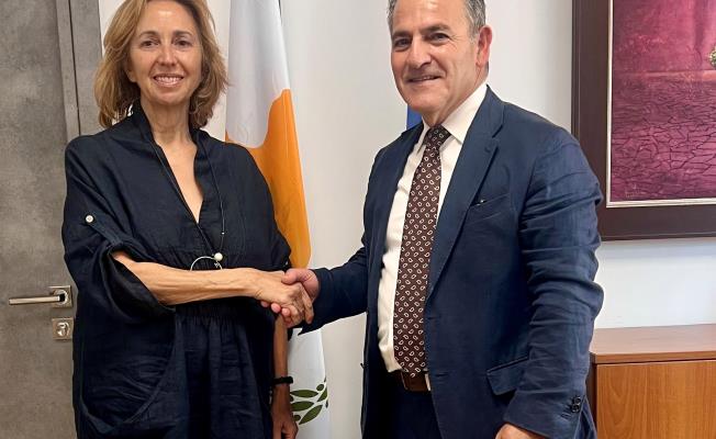 Προτεραιότητα οι επαφές με Υπουργεία και