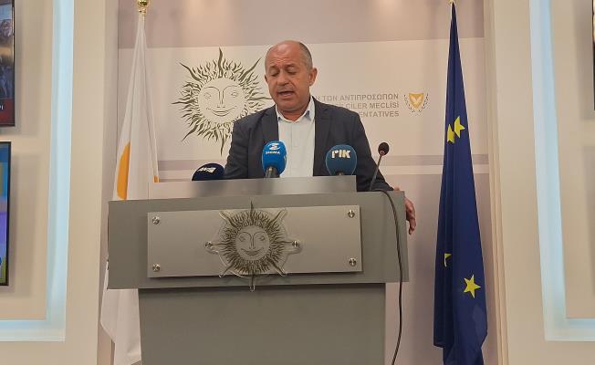 Στην Ιρλανδία ο Κάρουλλας για εκδήλωση Π