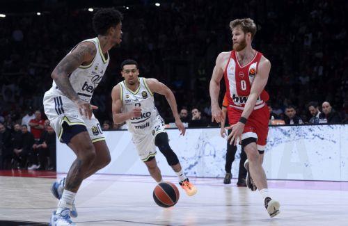Νίκη και κορυφή για τον Ολυμπιακό στη Euroleague