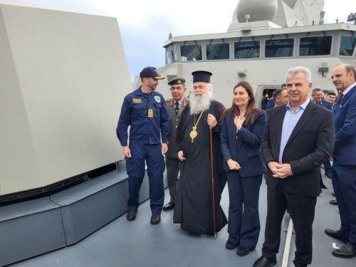 Cabinet members and Cyprus Archbishop visit Greek frigate Kimon