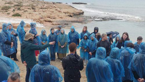 Με νέους και επαγγελματίες ψαράδες συζήτησαν στην Αγία Νάπα οι Επίτροποι Αλιείας και Νεολαίας ΕΕ