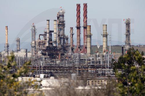 Διακοπή λειτουργίας εγκαταστάσεων παραγωγής ΥΦΑ στην Αυστραλία λόγω τυφώνα