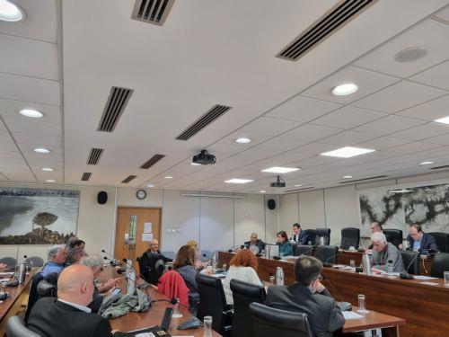 Πάγωμα αυξήσεων ενοικίων για καλλιτέχνες σε τ/κ υποστατικά ζητά η Επ. Προσφύγων