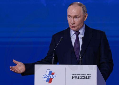 Ο Πούτιν δεν ζήτησε από επιχειρηματίες να χρηματοδοτήσουν τον πόλεμο στην Ουκρανία, λέει το Κρεμλίνο