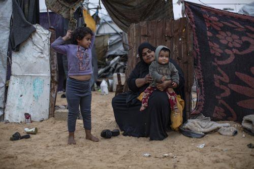 Η Ευρώπη ο μεγαλύτερος υποστηρικτής των Παλαιστινίων, να αποδώσει η διπλωματία λέει η Κάλας