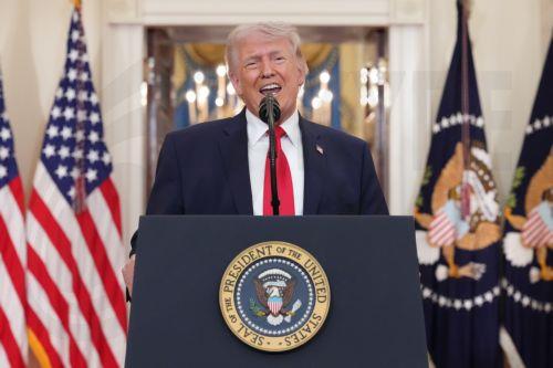 Το τελεσίγραφο προς το Ιράν λήγει σε 48 ώρες, υπενθυμίζει ο Τραμπ