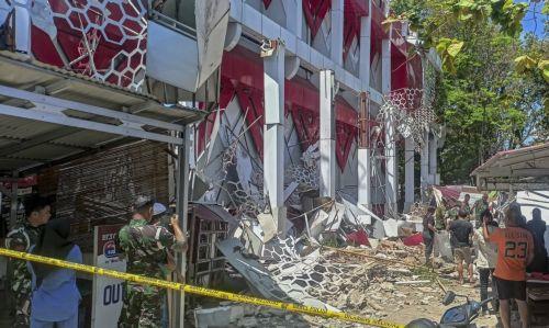 Σεισμός 7,4 βαθμών στην Ινδονησία, άρση προειδοποίησης για τσουνάμι