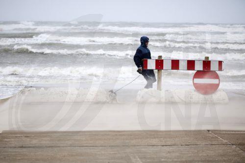 «Υπερτυφώνας» απειλεί νησιά των ΗΠΑ στον Ειρηνικό
