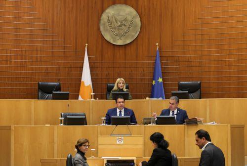 Βουλή: Ψηφίστηκαν οι κανονισμοί για κριτήρια αξιολόγησης εκπαιδευτικών και εκπαιδευτικού έργου