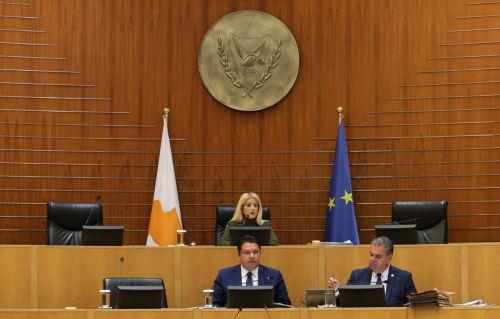 Demetrioudan gazetecilere teşekkür; 1967 Darbesine karşı demokrasi vurgusu