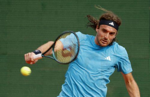 Προκρίθηκε στον 2ο γύρο του Madrid Open ο Τσιτσιπάς