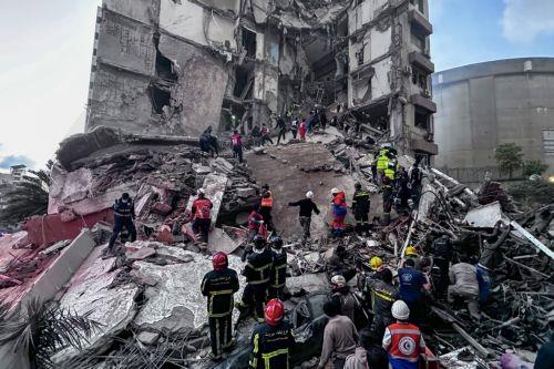 Συνεχίζονται οι έρευνες για εντοπισμό θυμάτων στη Βηρυτό