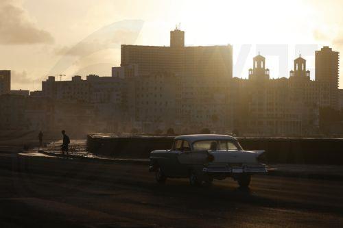 Λαβρόφ: Η Μόσχα δεσμεύεται για περαιτέρω προμήθεια πετρελαίου στην Αβάνα