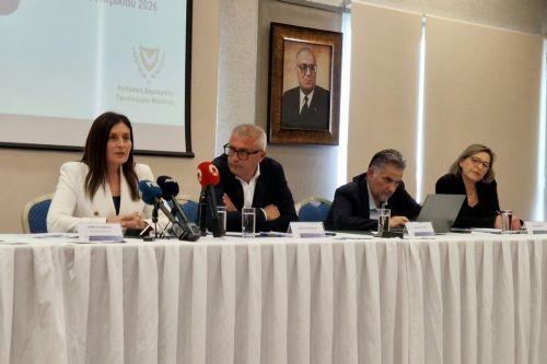 Η ΕΥ δεν έλαβε υπόψη τις πρόνοιες σύμβασης για ακτοπλοϊκή σύνδεση, λέει η Χατζημανώλη