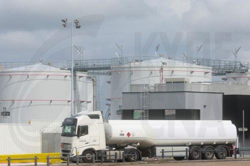 Η Κυβέρνηση ΗΠΑ επιτρέπει για έναν μήνα την πώληση ρωσικού πετρελαίου