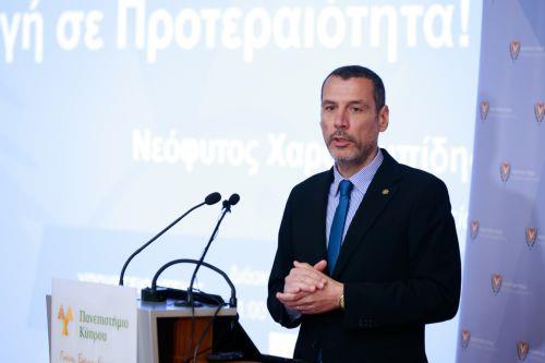 Σε πέντε πυλώνες οι πολιτικές του Υπουργείου Υγείας, ο Ν. Χαραλαμπίδης παρουσίασε τον απολογισμό