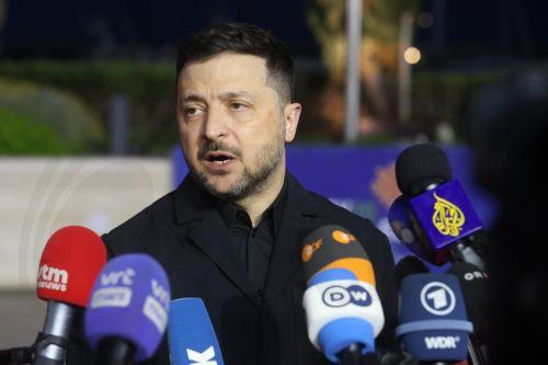Η Ευρώπη πρέπει να είναι στο τραπέζι των συνομιλιών, λέει ο Ζελένσκι