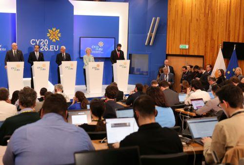 Ενίσχυση συνεργασίας και διασφάλιση σταθερότητας συζήτησαν ηγέτες Ευρώπης-Μ. Ανατολής (1)