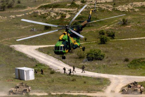 Σε επαφή με ΗΠΑ το ΝΑΤΟ για κατανόηση απόφασης μείωσης στρατευμάτων στη Γερμανία