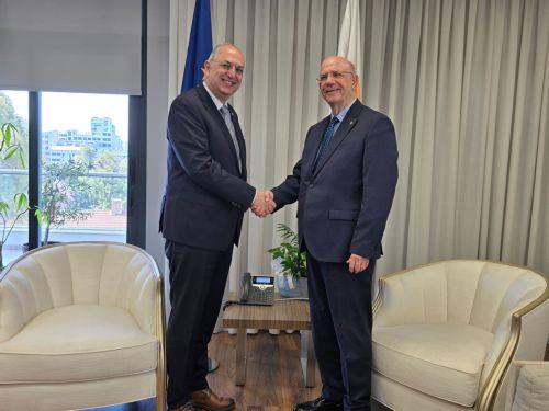 Finance Minister meets with European Commissioner Kadis