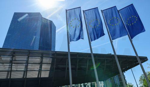 Η ΕΚΤ καλεί τις τράπεζες να προετοιμαστούν για κυβερνοεπιθέσεις με τη βοήθεια ΤΝ