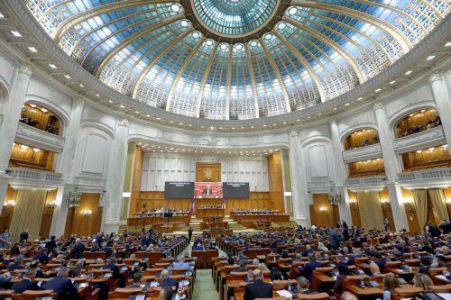 Κατέρρευσε η Κυβέρνηση στη Ρουμανία ύστερα από ψηφοφορία επί προτάσεως δυσπιστίας