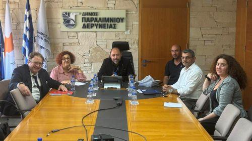 Συνάντηση Δημάρχου Παραλιμνίου-Δερύνειας με καθηγητή ΕΚΠΑ Γιώργο Μεντή