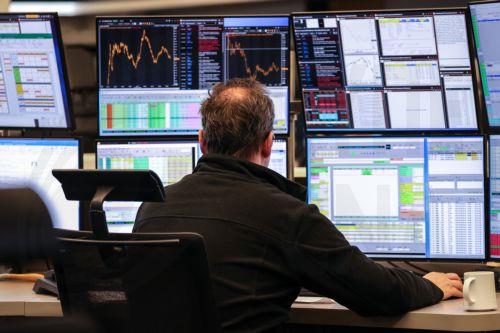 Σε ελεύθερη πτώση τα ευρωπαϊκά χρηματιστήρια, εκτινάχθηκε ο δείκτης «φόβου»