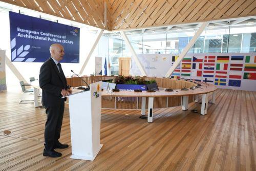 Στρατηγική προτεραιότητα η βελτίωση του κτιριακού αποθέματος, λέει ο Βαφεάδης