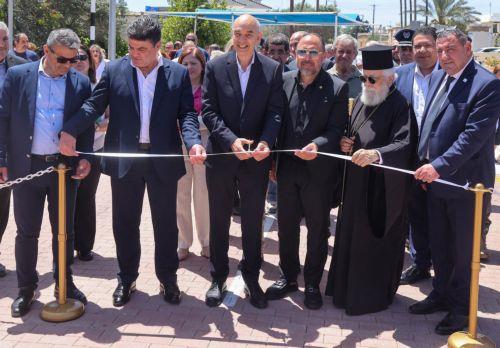 Ο Υπ. Μεταφορών εγκαινίασε έργο βελτίωσης δρόμου Δερύνειας - Σωτήρας