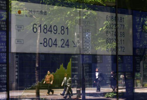 Αστάθεια στις αγορές, πτώση τιμών πετρελαίου μετά τα μηνύματα Τραμπ για Ιράν