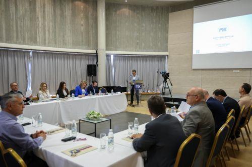 Ουσιαστική πρόοδο σημείωσε το ΡΙΚ την τελευταία διετία, λέει το ΔΣ του