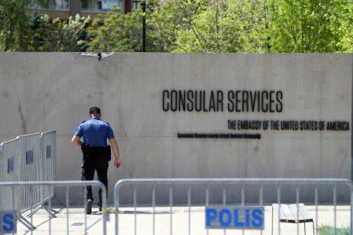 Οι ΗΠΑ αυστηροποιούν τους κανόνες για βίζες σε ξένους φοιτητές και δημοσιογράφους